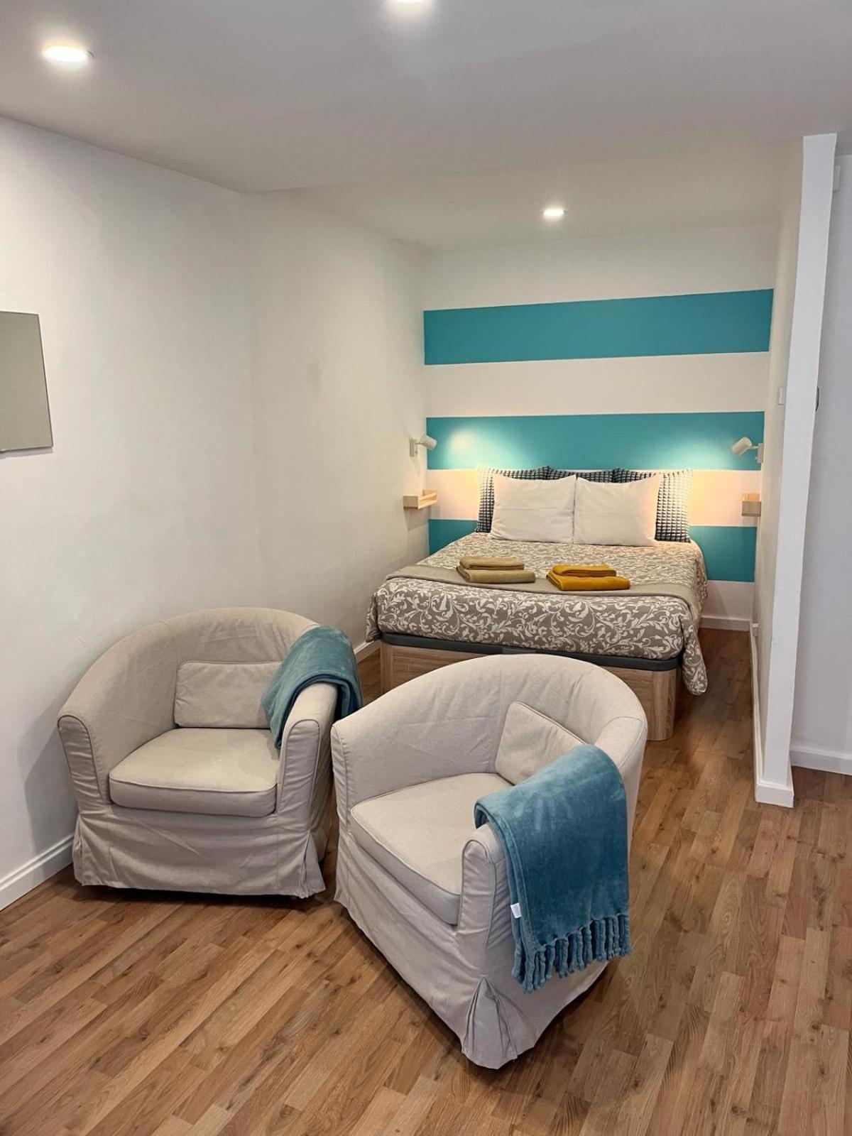 Appartamento Casa Beco Do Castelo Lisbona Esterno foto